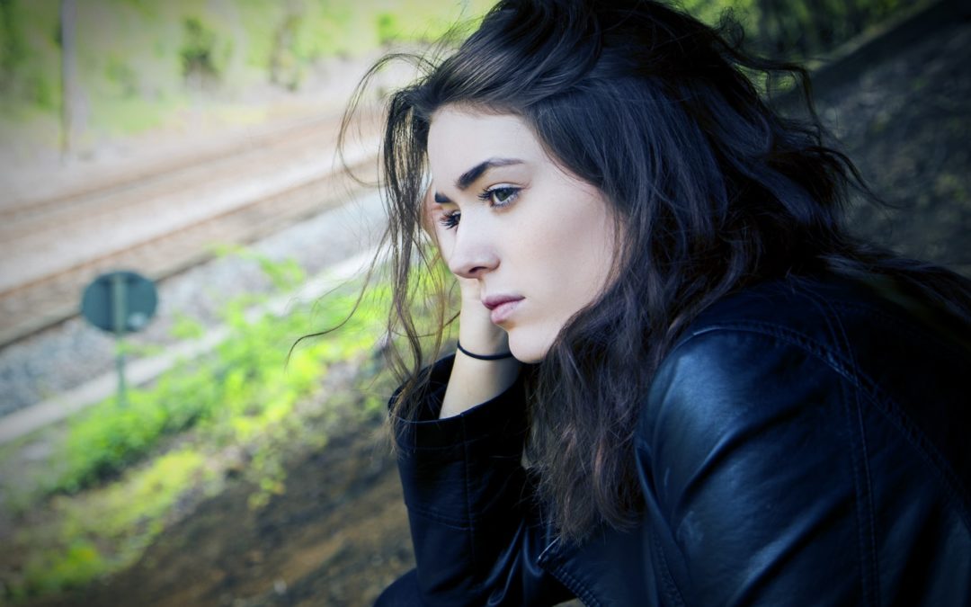 The Way Longing & Loneliness Speak To Your Heart When It’s Time to Make a Change or Shift in Your Life